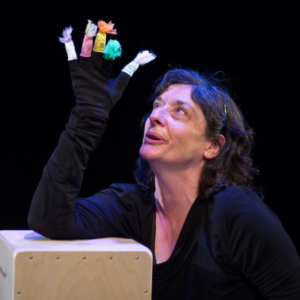 Personnages dans le spectacle Petit Petit d'Odile Burley