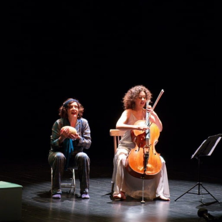 Extrait Spectacle Cache-Cache d'Odile Burley et Elisabeth Urlic (2)